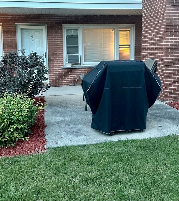 1st image of 165 Dover Dr Unit 9