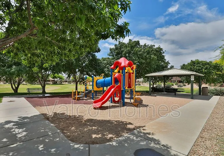 11412 E Segura Ave — Photo 43