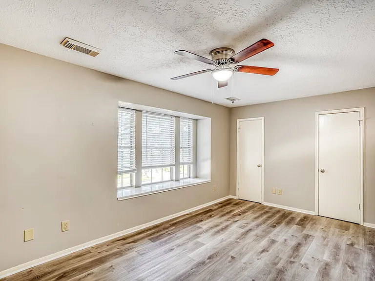 4255 Gypsy Pops Dr — Photo 11