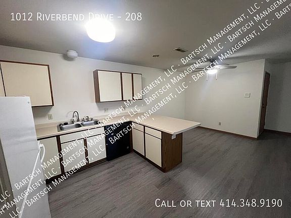 4th image of 1012 Riverbend Dr APT 208