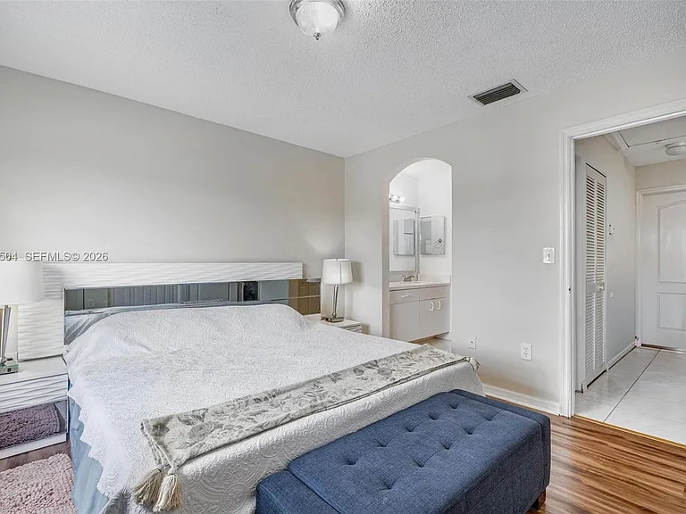 14207 SW 121st Pl — Photo 19