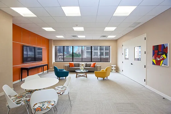 Rented by Olnick Organization | media 13