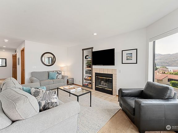 3rd image of 100 Lake Chelan Shores Drive #19-6