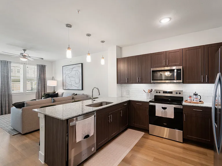 Amberlin Pflugerville 55+ Active Adult — Photo 4
