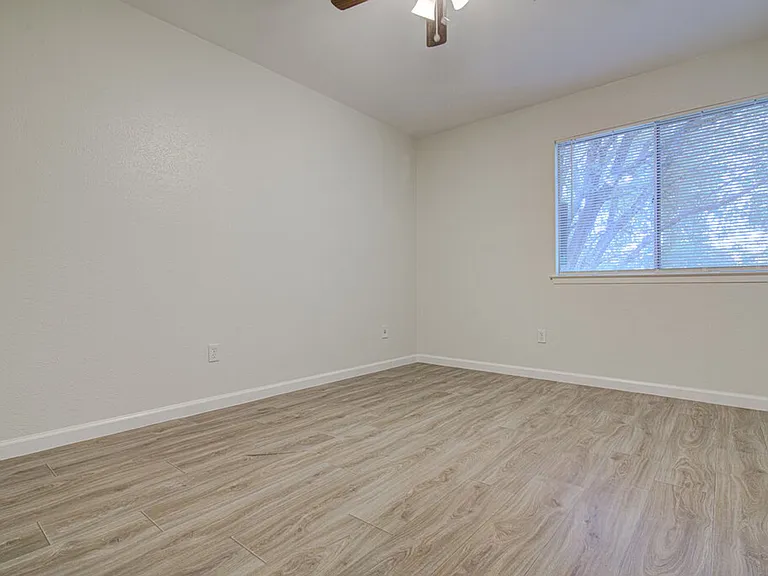 5301 Indio Cir — Photo 18