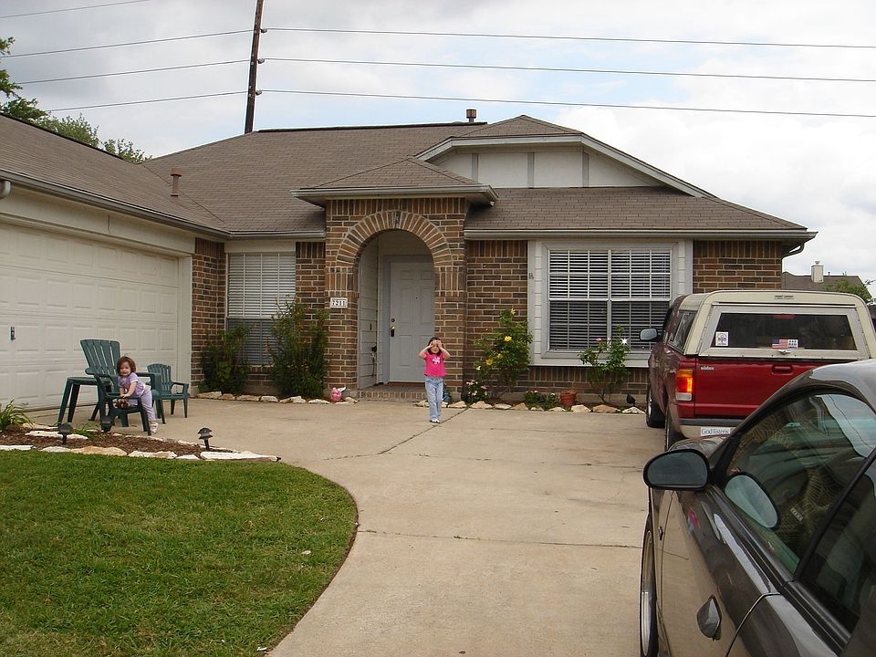 1st image of 7211 Buchanan Dr