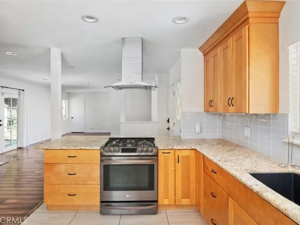 18812 Lemay St, Reseda, CA 91335