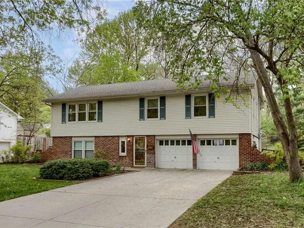 10014 W 70th St, Merriam, KS 66203