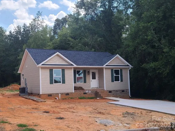 117 Hamilton St, Chester, SC 29706