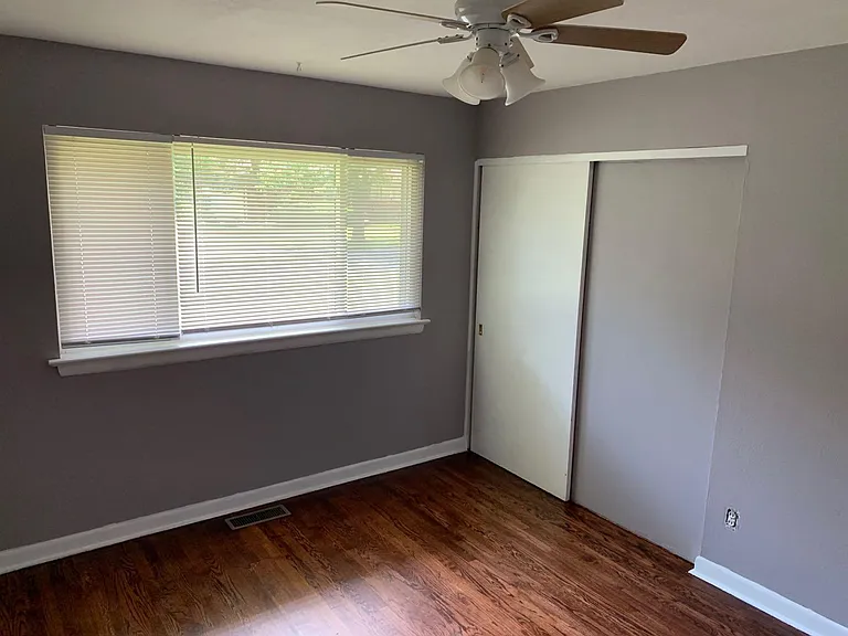 775 Manresa Ln — Photo 9