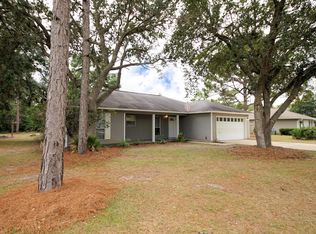 7261 Broadmoor St, Navarre, FL 32566