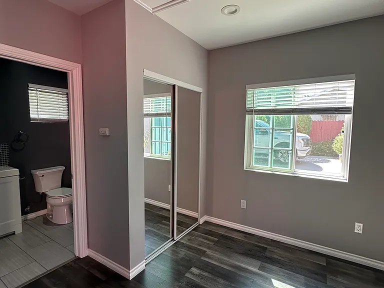 15047 Minnehaha St — Photo 2