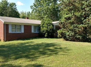 2085 Cumberland Rd, Farmville, VA 23901