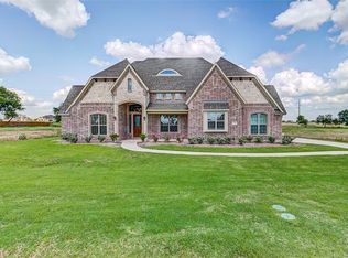850 Black Champ Rd, Waxahachie, TX 75167