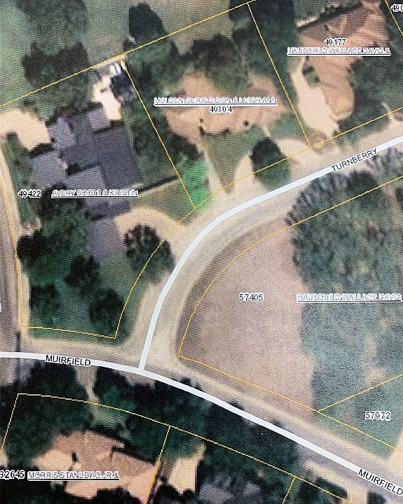 1st image of 18 Turnberry Cir