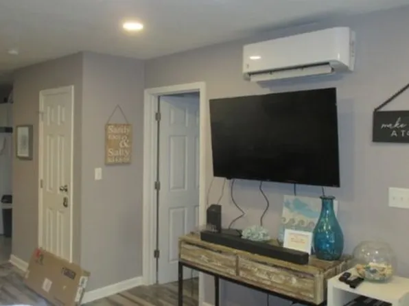 1482 Meads Rd #6, Norfolk, VA 23505