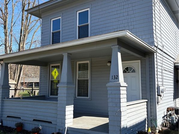 132 W High St APT 201