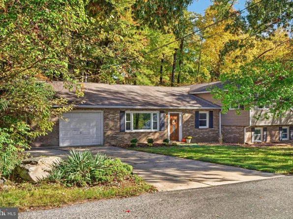 7405 Epling Rd, Glenn Dale, MD 20769
