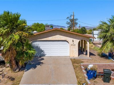 2505 Via Arroyo, Bullhead City, AZ, 86442