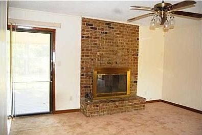 4th image of 1171 Redwood Ln