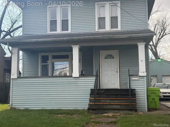 51 Henderson St, Pontiac, MI 48341