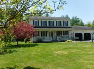 14 Stacy St, Milton, VT 05468