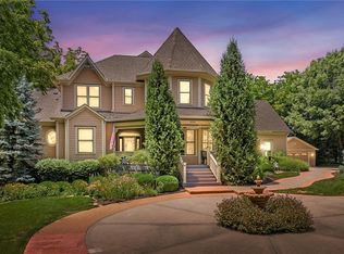16910 Antioch Rd, Overland Park, KS 66085