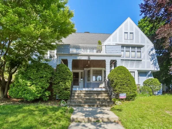 257 Fort Pleasant Ave, Springfield, MA 01108