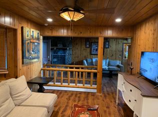 886 Sandalwood Dr #1/2, Lake Arrowhead, CA 92352