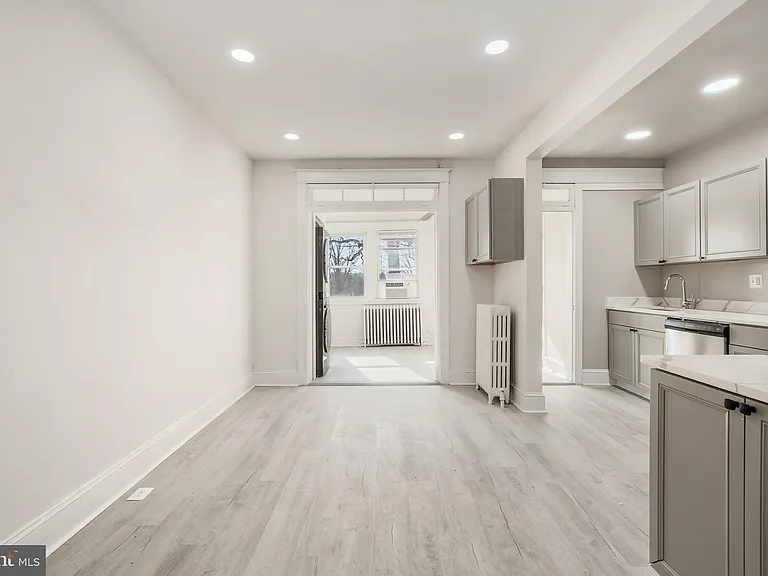 1805 Potomac Ave SE — Photo 10