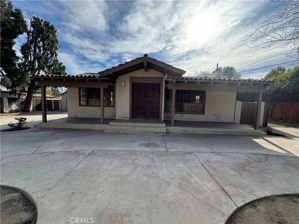 21114 Chase St, Canoga Park, CA 91304