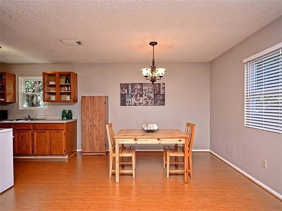 5th image of 8109 Bronco Ln