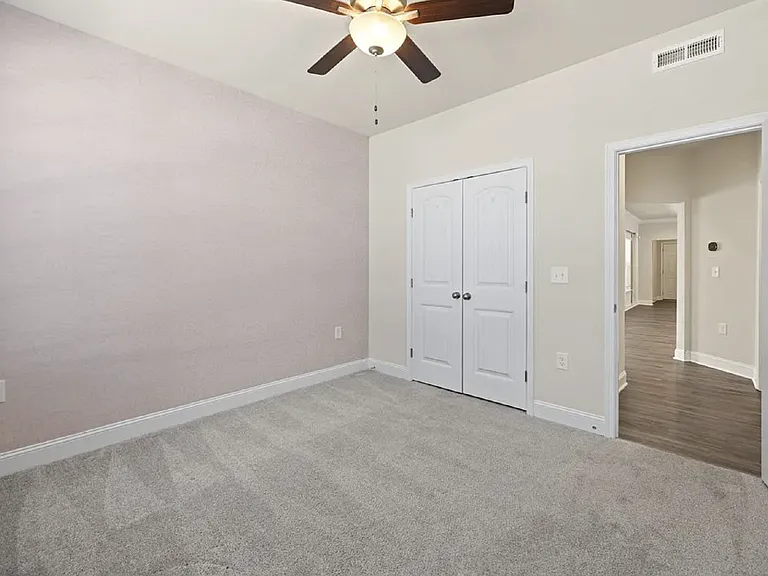 212 Thunder Forest Ln — Photo 15