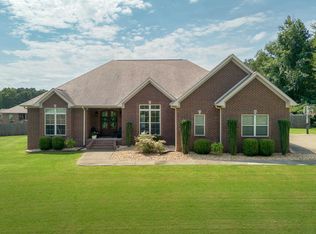 131 Walton Cv, Killen, AL 35645