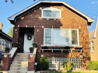 1813 Clinton Ave, Berwyn, IL 60402