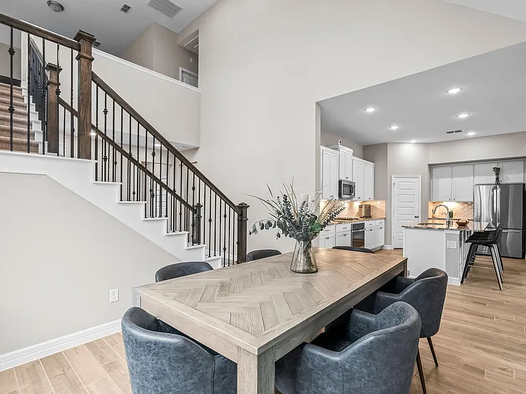 4106 Sherman Oak Ln — Photo 13