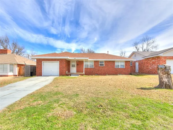 4310 N Grove Ave, Warr Acres, OK 73122