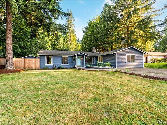 3rd image of 21501 NE 60th Pl