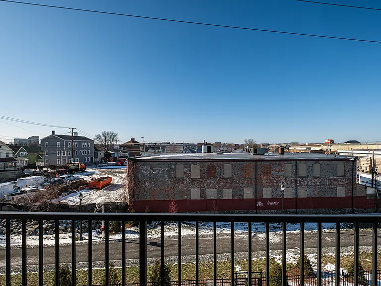 16 Laurel St — Photo 35