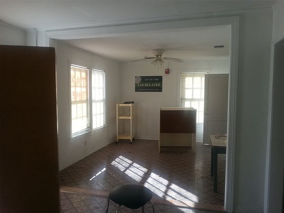 4th image of 5408 Hearne Ave