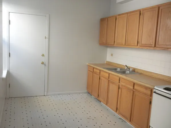 2319 N. Kedzie LP