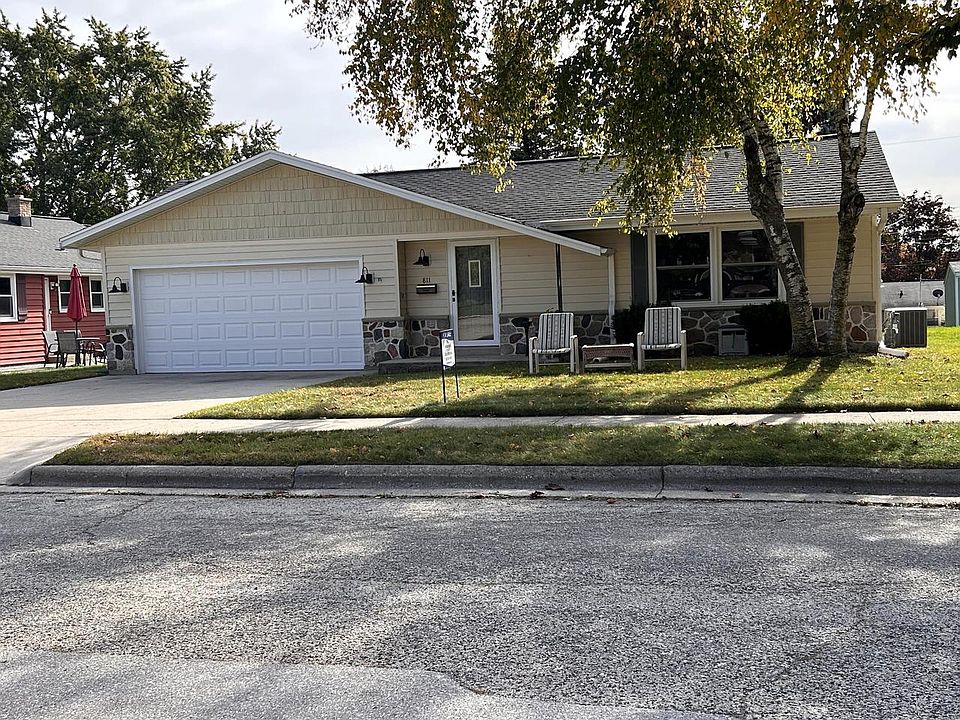 1st image of 811 Meadowbrook DRIVE