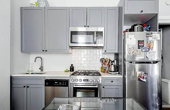 2nd image of 217 Hancock St APT 4
