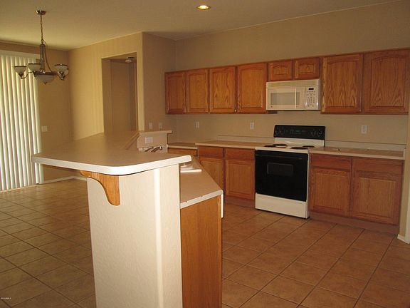 3rd image of 7517 W Pueblo Ave