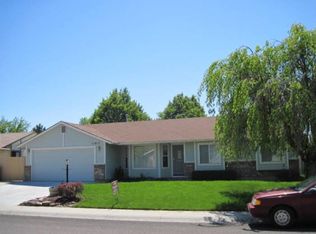 11917 W Gunsmoke Dr, Boise, ID 83713