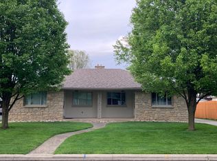 3202 Lotz Dr, Grove City, OH 43123