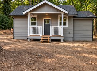 6225 SW McEwan Rd, Lake Oswego, OR 97035