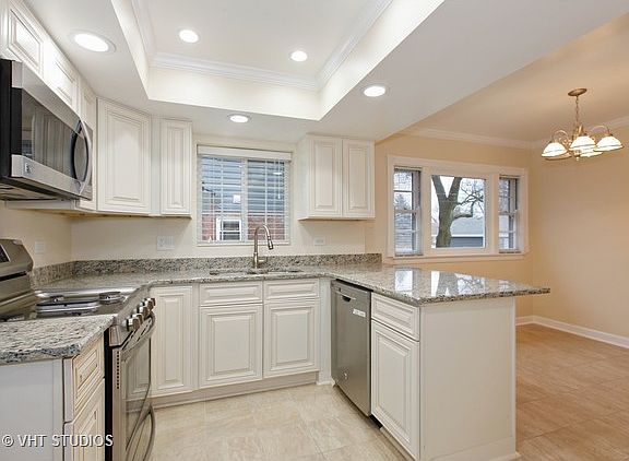 3rd image of 1506 Blanchan Ave