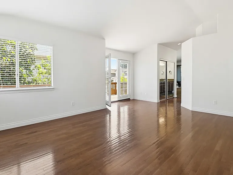 1100 Corrales Ln — Photo 37