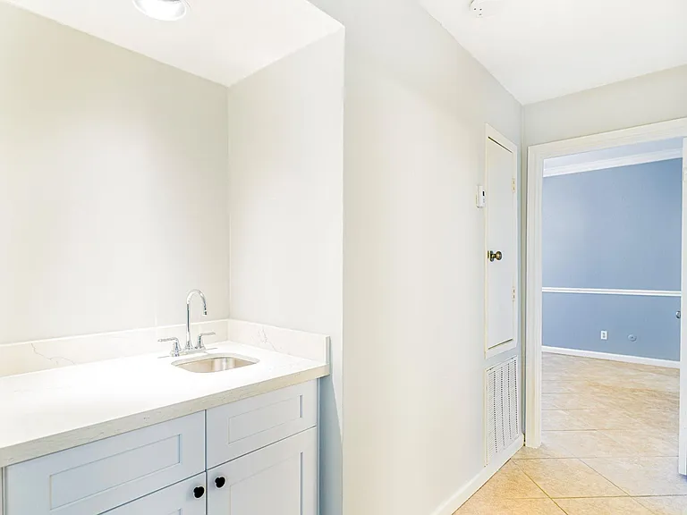 1818 Augusta Dr #27 — Photo 12